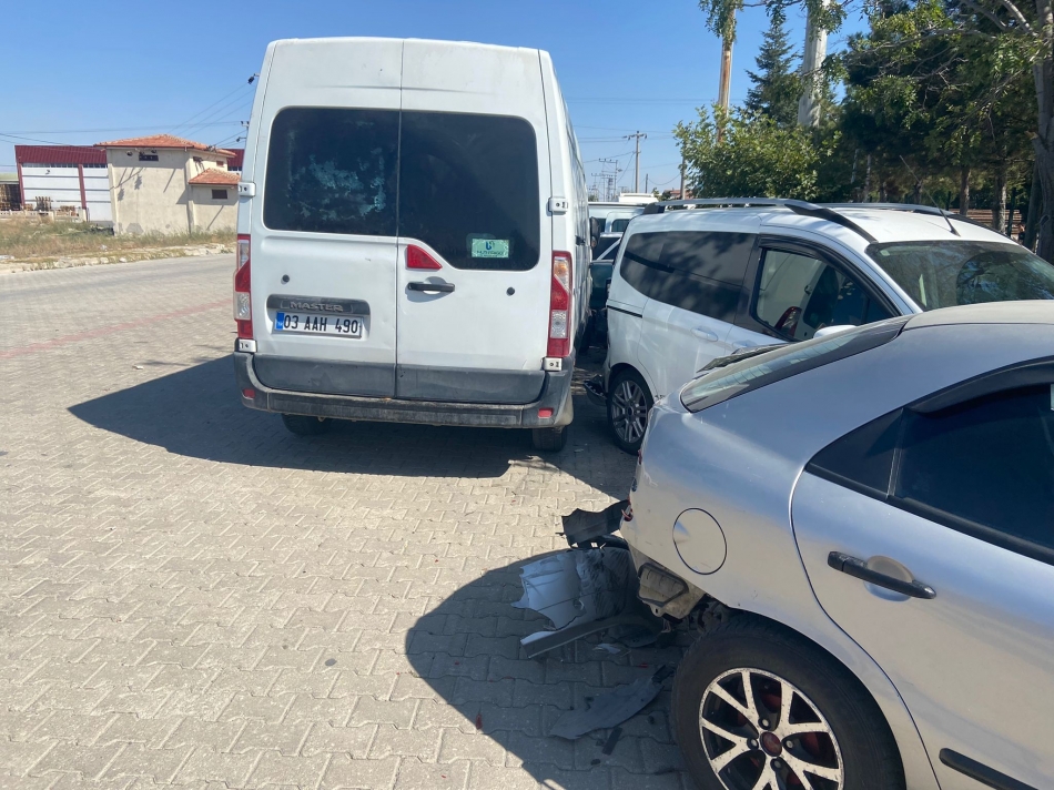 Fabrika işçileri dışarı çıktıklarında park ettikleri araçlarını bakın nasıl buldu -3
