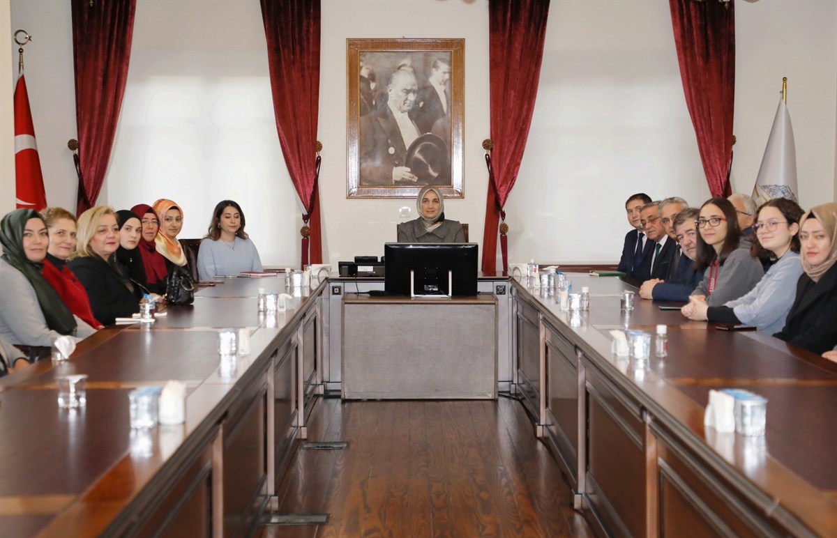 “MODERN DEVLET YAPISI STK VE DEVLET İŞ BİRLİĞİ ÜZERİNE İNŞA OLUNUR”-2