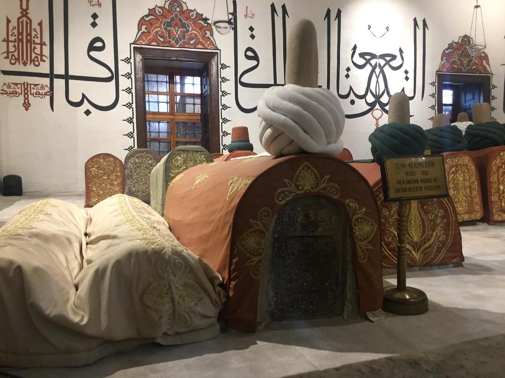 RAMAZANDA MEVLANA TÜRBESİNE YOĞUN İLGİ-9