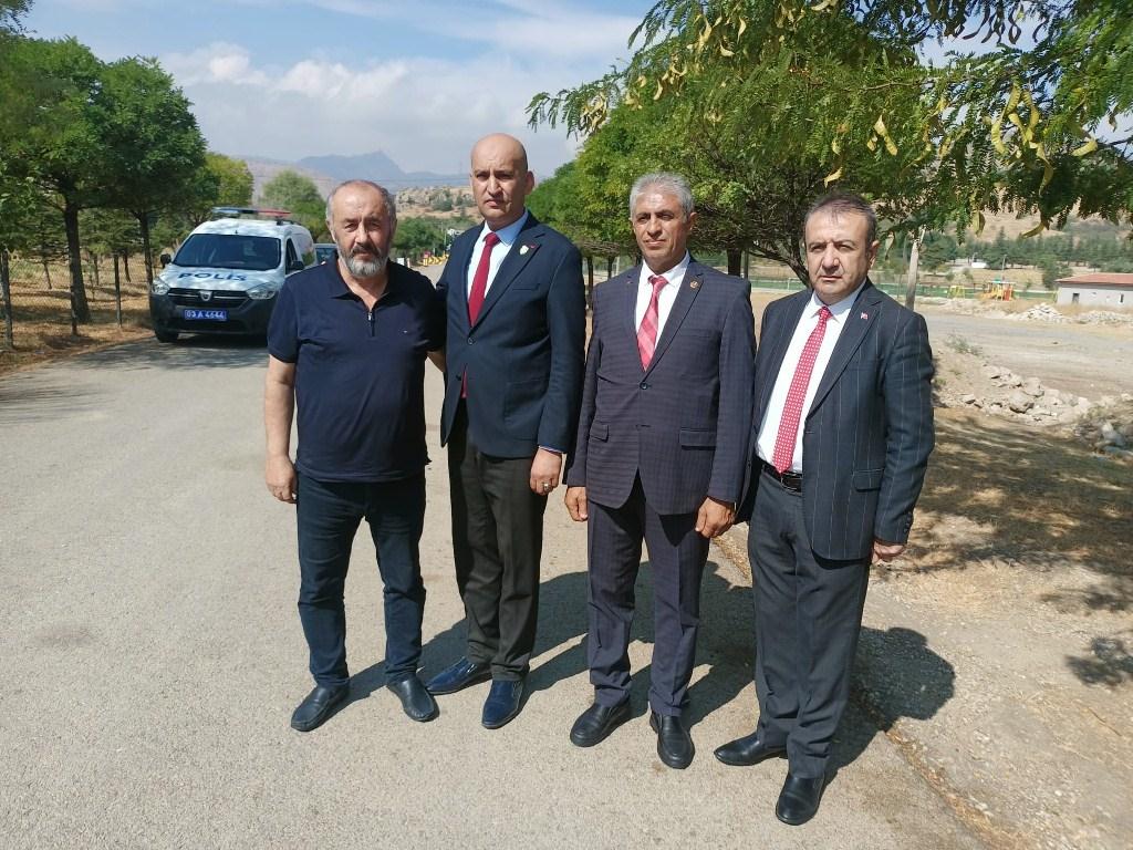 ŞEHİT AİLELERİNİN ACISI İLK GÜNKÜ TAZELİĞİNİ KORUYOR-1