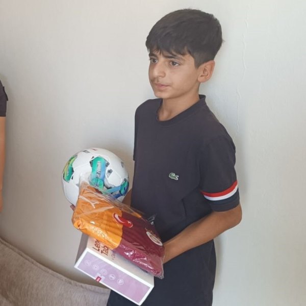 Çöp Kenarında 1 Milyon 600 Bin TL Değerinde Altın Buldu