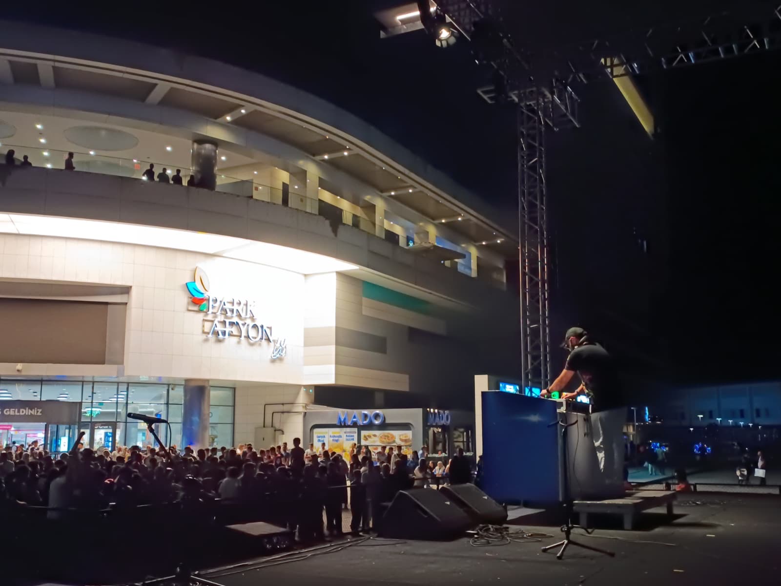 DJ Hakan Küfündür, Park Afyon’un 10. Yıl Kutlamalarında Afyonkarahisarlıları Coşturdu