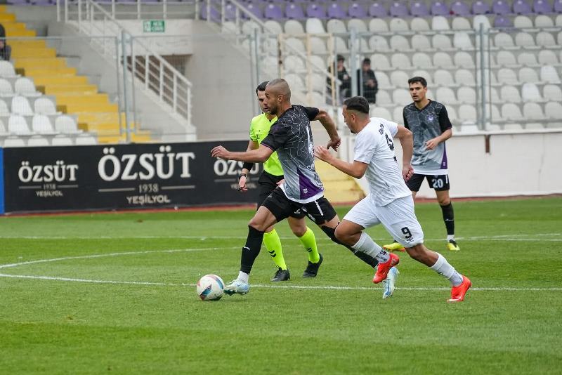 1923 Afyonkarahisar Spor, Keçiborlu Belediye Spor’la Berabere Kaldı