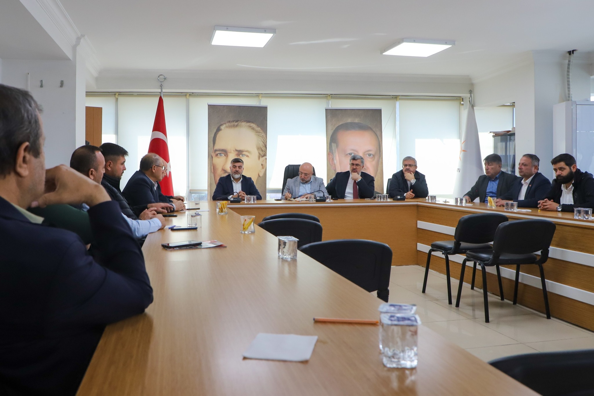 Muhtarlar Derneği’nden AK Parti İl Başkanlığına Ziyaret