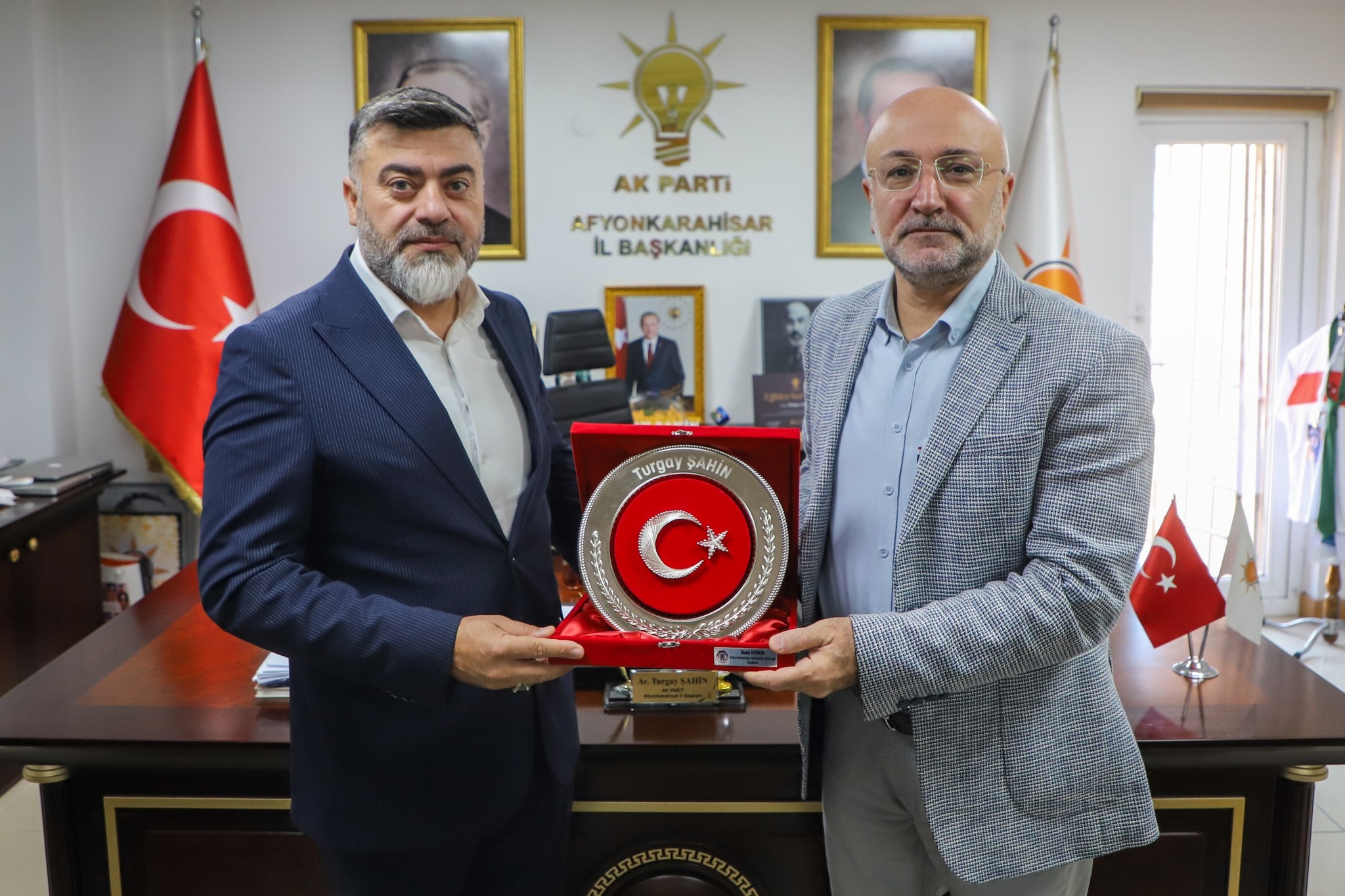 Muhtarlar Derneği’nden AK Parti İl Başkanlığına Ziyaret