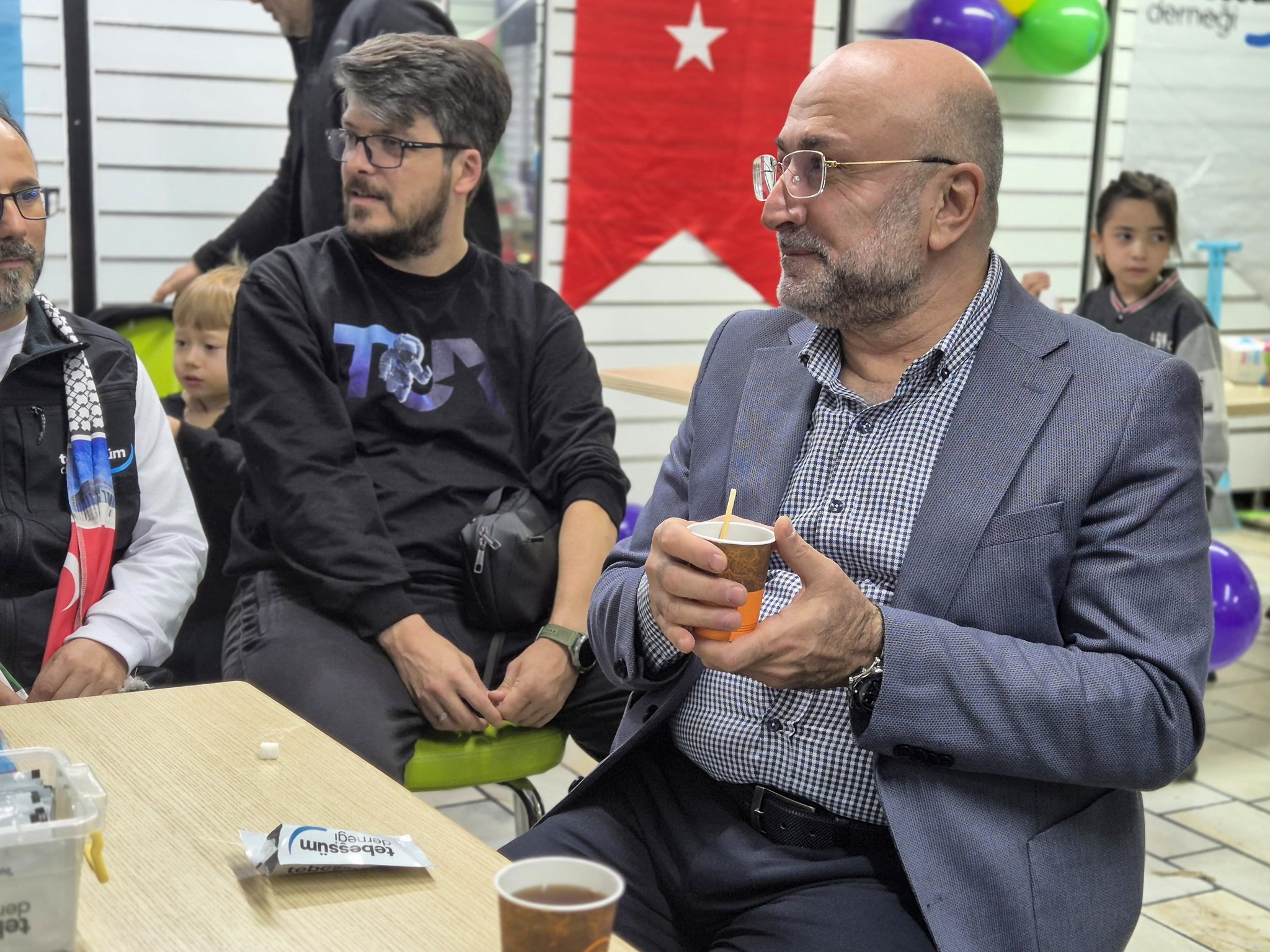 AK Parti Afyon Teşkilatından Gazze İçin Dayanışma Kermesine Tam Destek