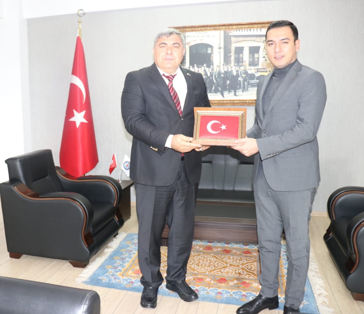 Müdür Sünnetci’den Kaymakam Uğuz'a Ziyaret