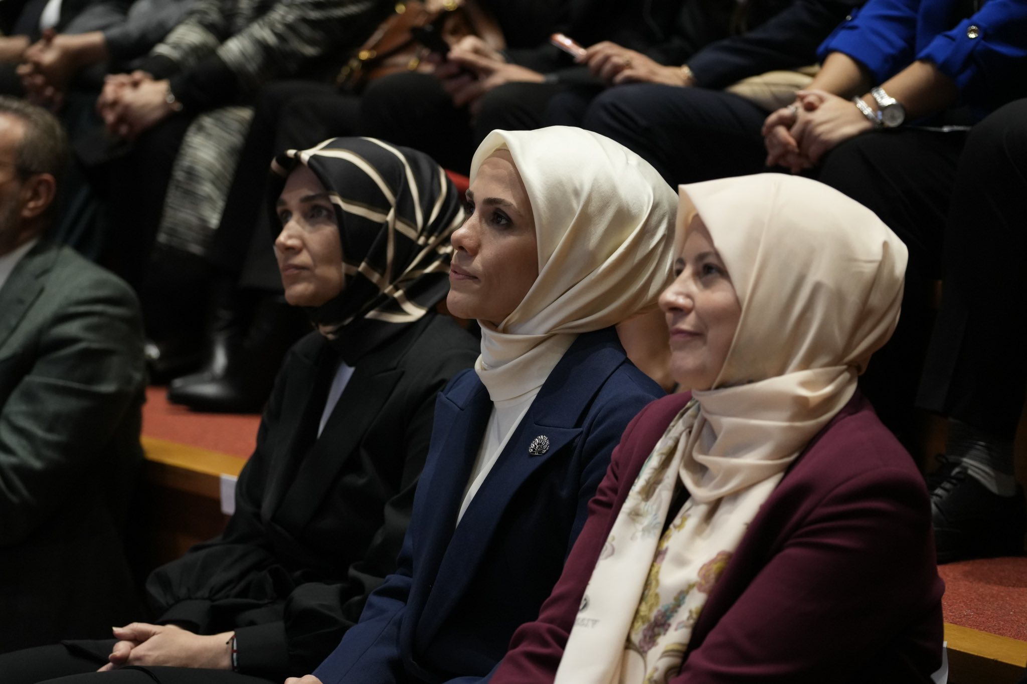 Vali Yiğitbaşı'ndan TÜRGEV'in Güzel İşler Fabrikası'na Destek