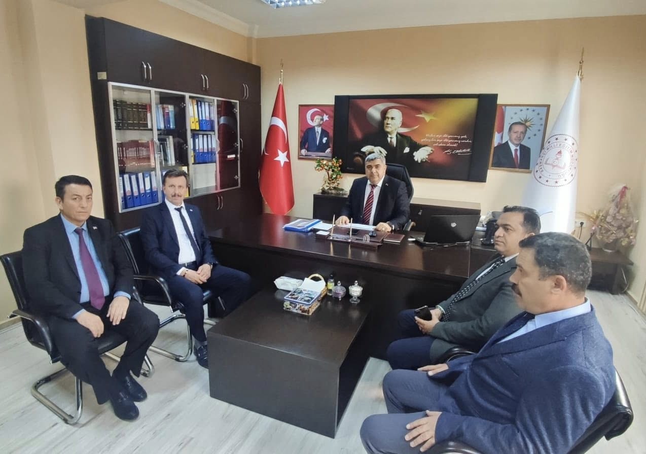 Müdür Sünnetci, İlçe Ziyaretlerine Devam Ediyor