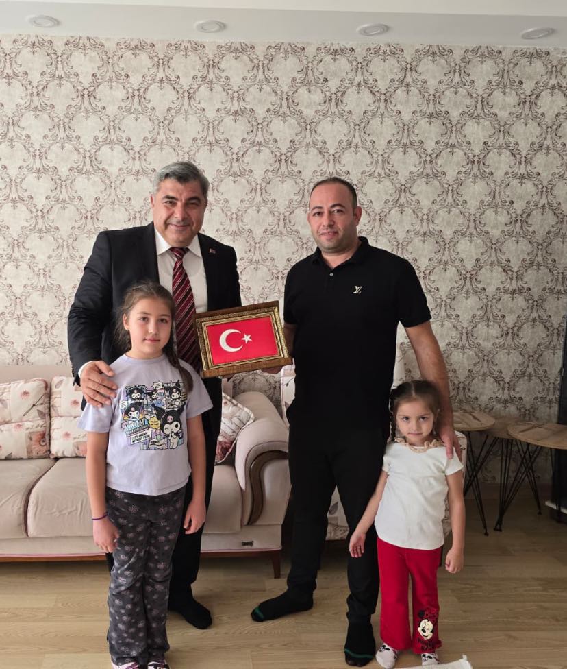 Müdür Miraç Sünnetci'den Kahraman Gazimize Anlamlı Ziyaret