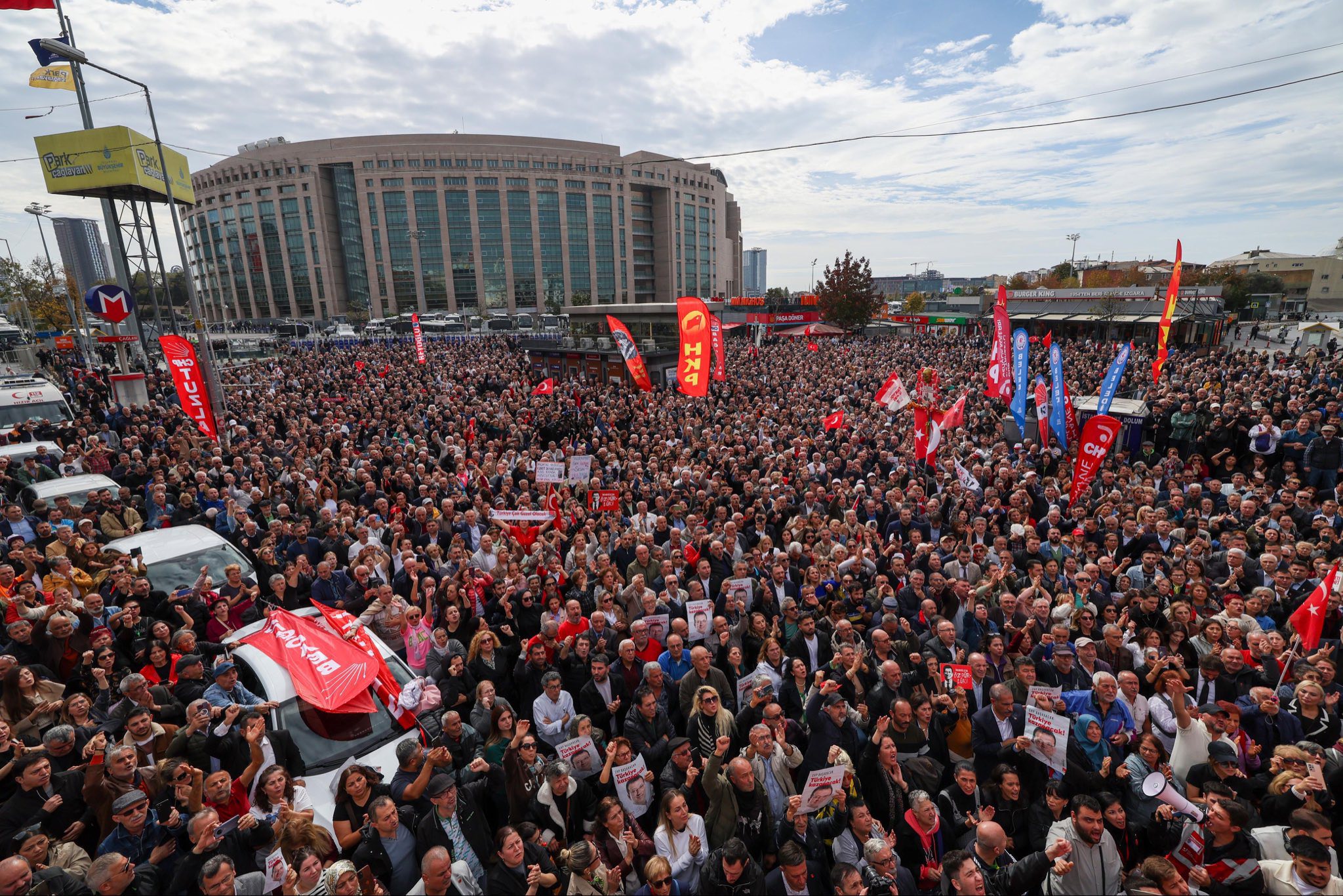 Başkan Karadeniz'den Ekrem İmamoğlu'na Destek