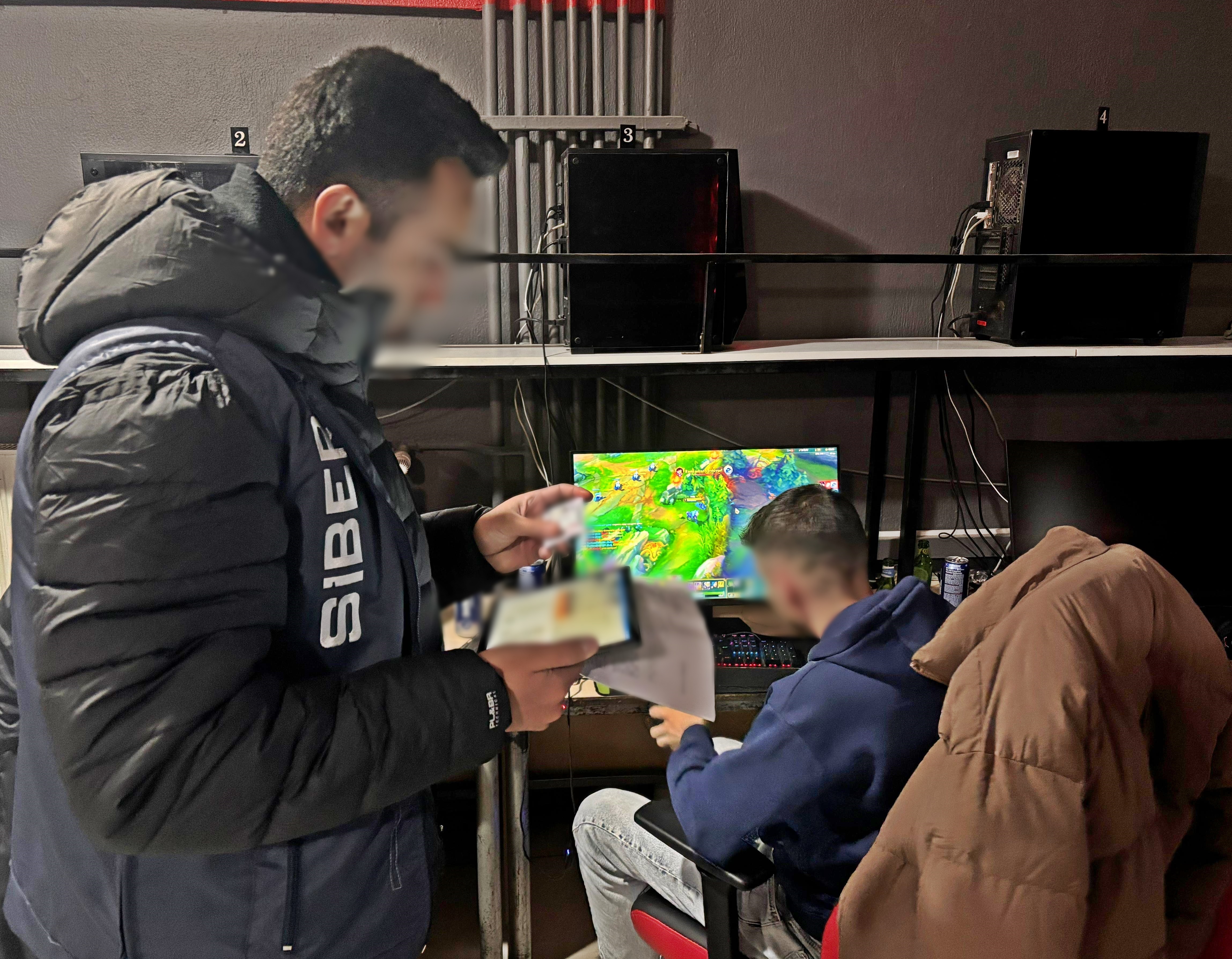 Afyon Emniyeti 900 Bin TL’lik Dolandırıcılık Son Anda Önledi