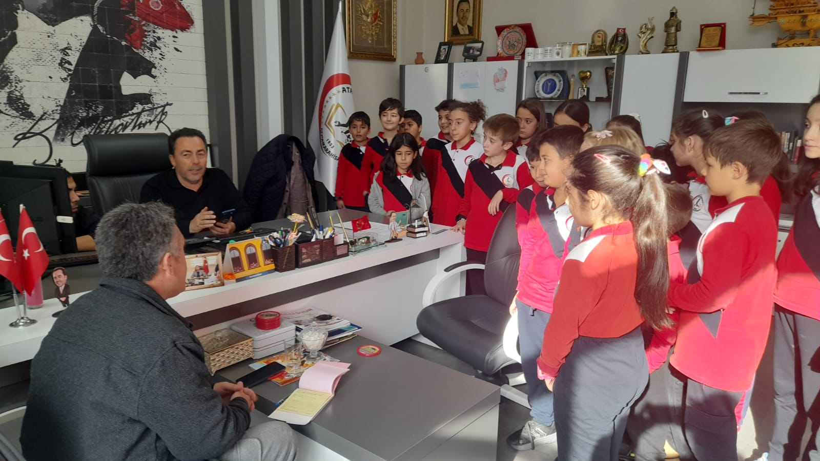 Afyonkarahisar’daki Minik Öğrencilerden Gazze’ye Anlamlı Destek