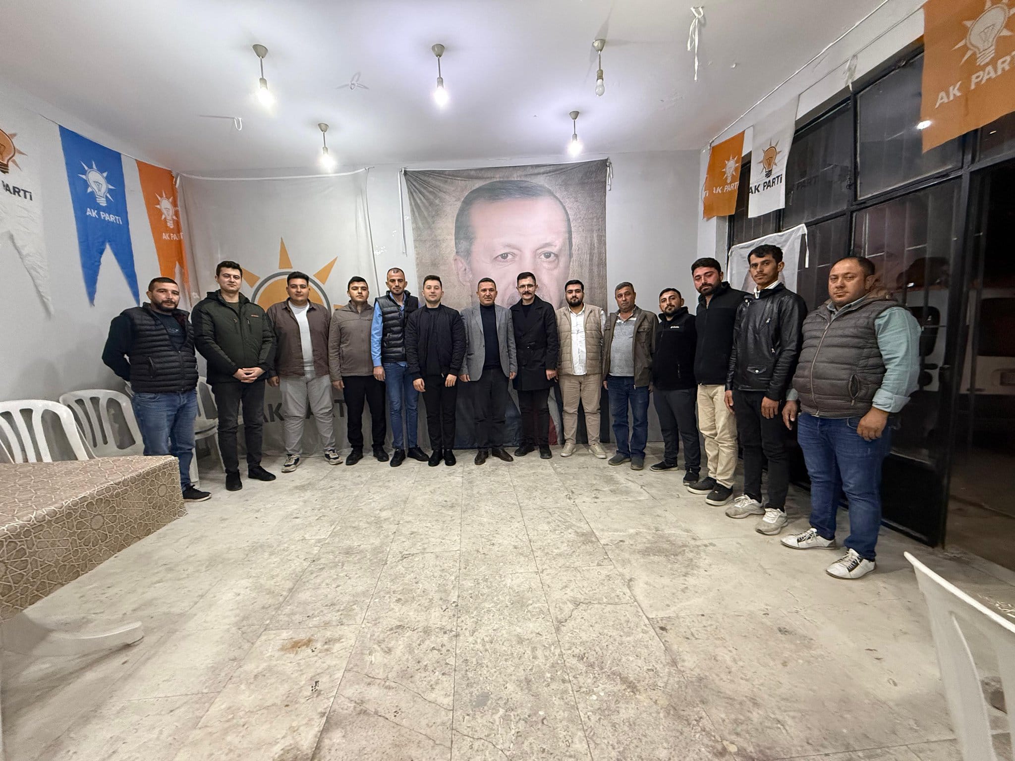 AK Gençlik, Belde Ziyaretlerini Sürdürüyor