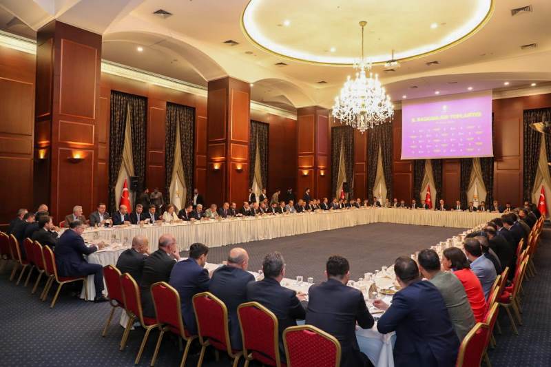 AK Partili Şahin, Daraltılmış İl Başkanları Toplantısı’na Katıldı