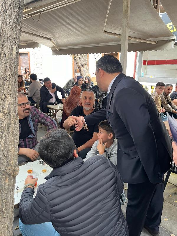 Anahtar Parti’den Esnafa Moral Turu