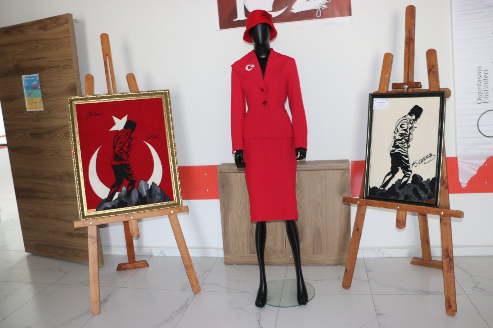 Asırlık Motifler Gün Yüzüne Çıktı: Emirdağ’ın Çömçeli Kilimi Yeniden Dokundu