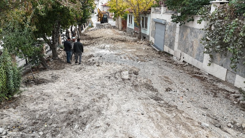 Başkan Serkan Koyuncu’dan Rıhtım Kenarı’na Konforlu Yol Yatırımı