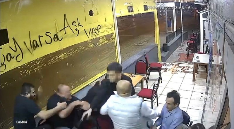 Çay Ocağında Otururken Silahlı Saldırıya Uğradı!