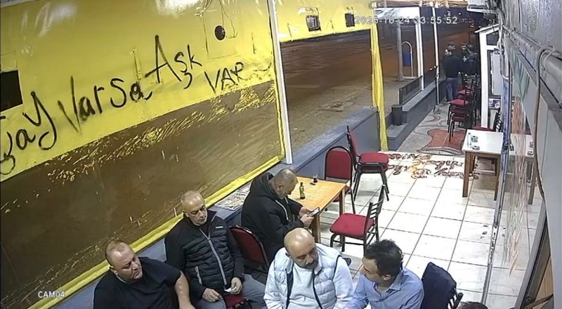 Çay Ocağında Otururken Silahlı Saldırıya Uğradı!