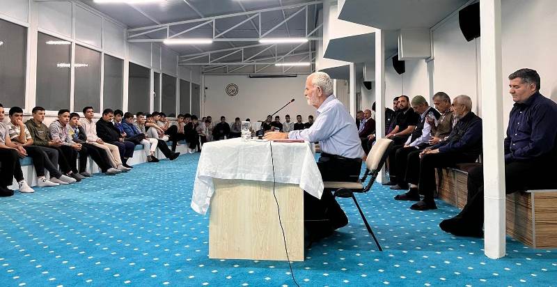 Eğitimci-Yazar İbrahim Ünal Kale Yurdu’nda Gençlerle Buluştu