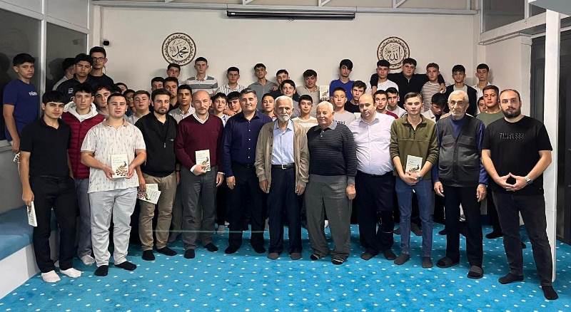 Eğitimci-Yazar İbrahim Ünal Kale Yurdu’nda Gençlerle Buluştu
