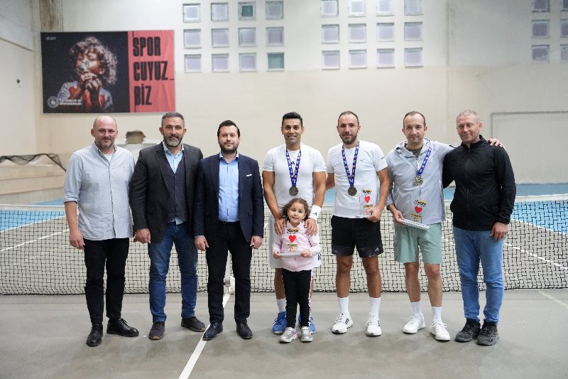 Erkekler Kort Tenisi Finali Gerçekleşti