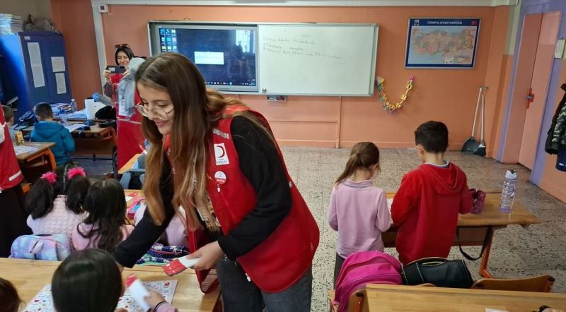 Fatih İlkokulu’nda Yardımlaşma Dersi