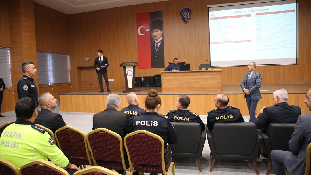 Afyonkarahisar Emniyet Müdürlüğü'nde Kapsamlı Değerlendirme Toplantısı