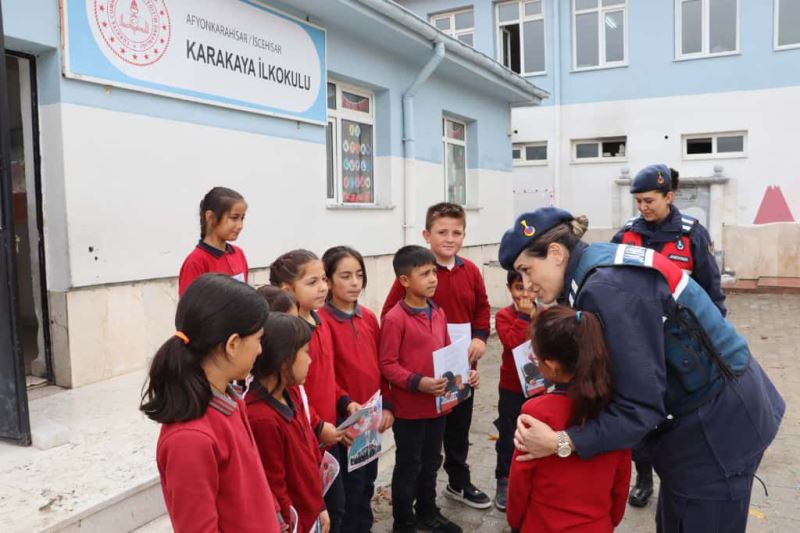 İscehisar’da Jandarmadan Kadına Şiddete Karşı Farkındalık Eğitimi