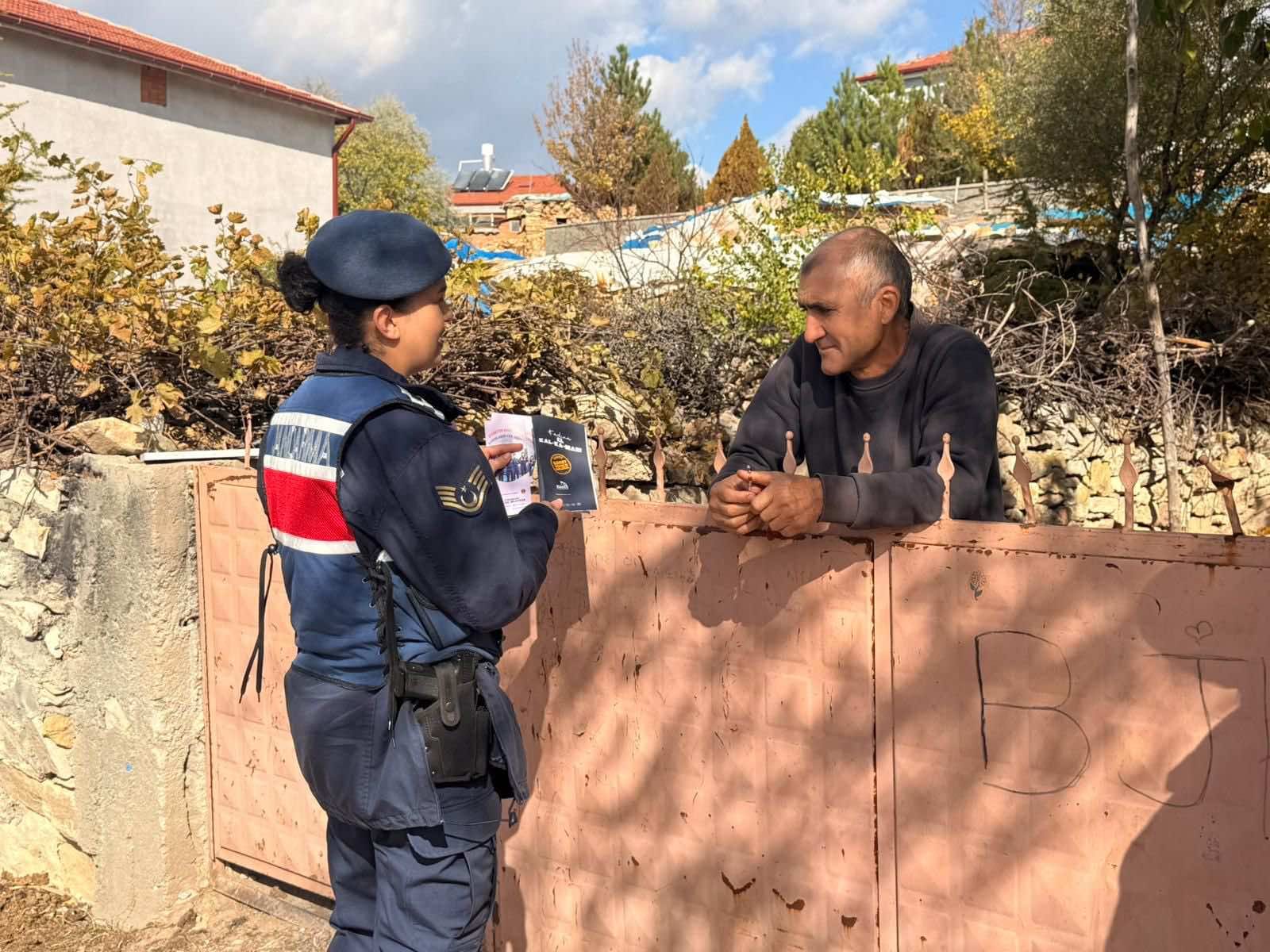 Kadına El Kal-ka-maz! Jandarma Bayat’ta Sahaya İndi