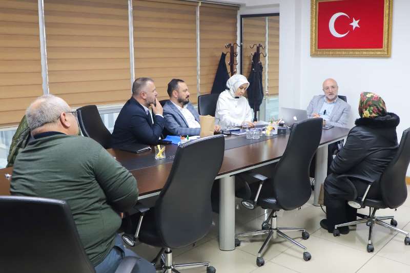 “Makamlar, Duvar Değil, Köprü Olmalıdır“