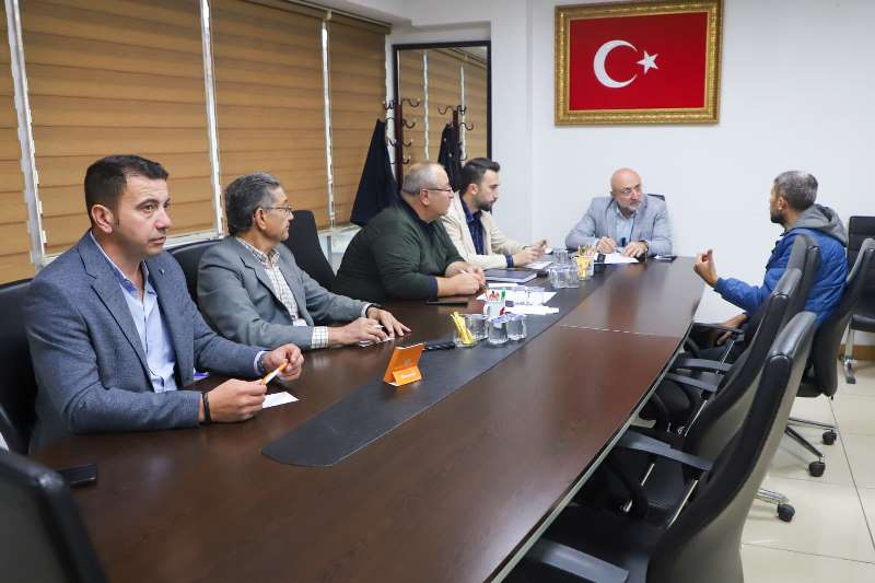 “Makamlar, Duvar Değil, Köprü Olmalıdır“
