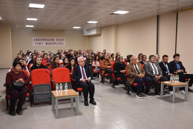 Özdemir, Öğrenciler Ve Personelle Buluştu