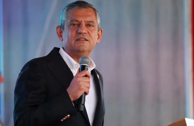 Özgür Özel Brüksel’de Miting Düzenledi