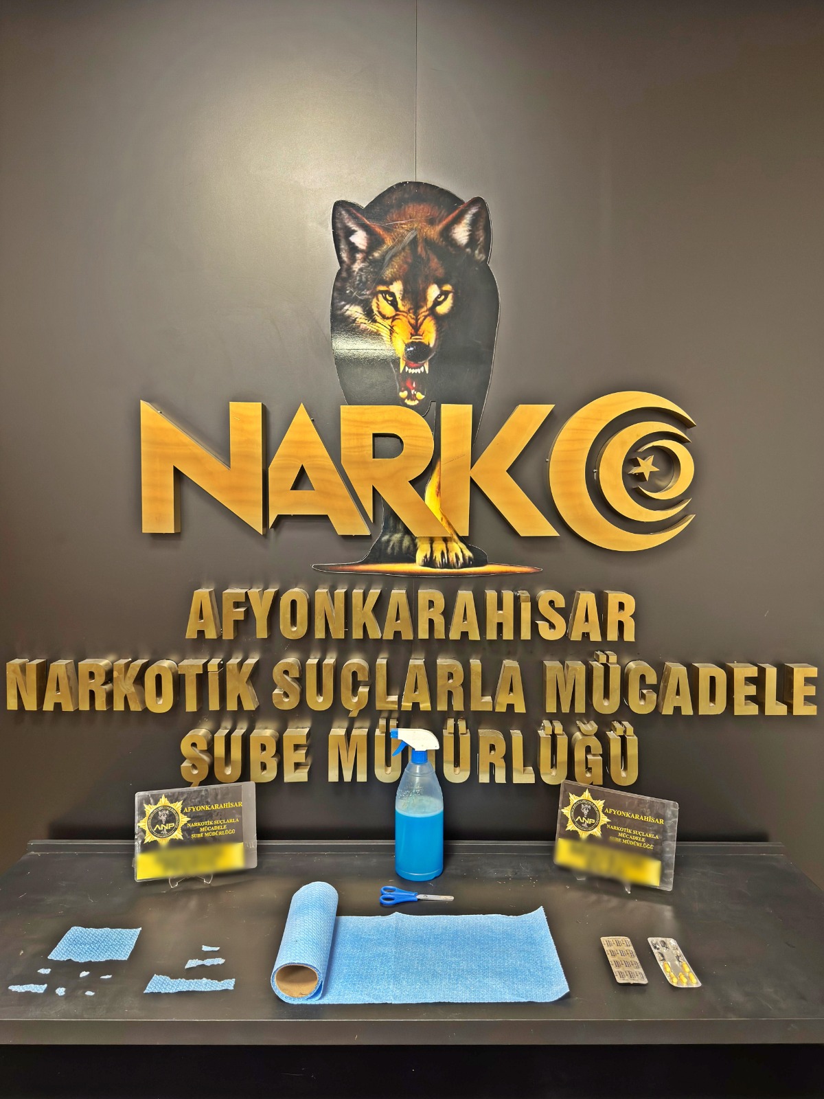 Sokak Satıcıları Yakayı Ele Verdi