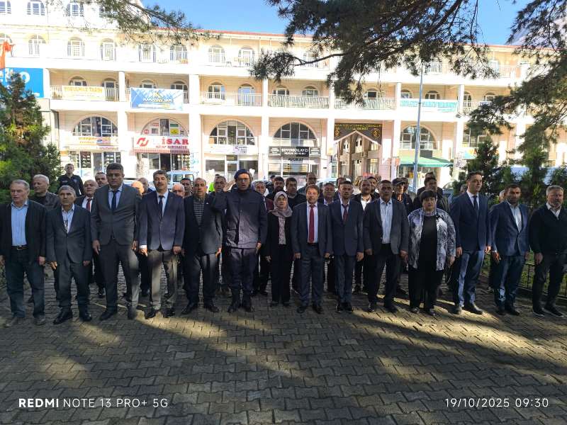 Şuhut’ta 19 Ekim Muhtarlar Günü Törenle Kutlandı