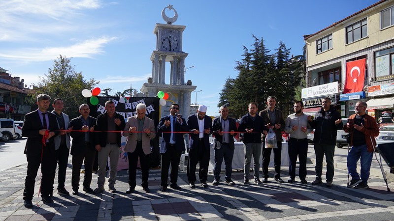 Şuhut’ta Gazze İçin Yardım Kermesi Düzenlendi