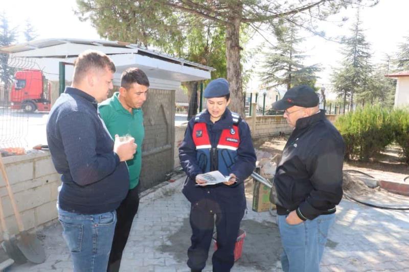 Susuz’da Kadına Şiddete Karşı Bilinçlendirme Etkinliği Yapıldı