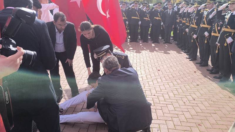 Vali Yiğitbaşı’ndan Fenalaşan Öğrenciye “Devlet Ana” Şefkati