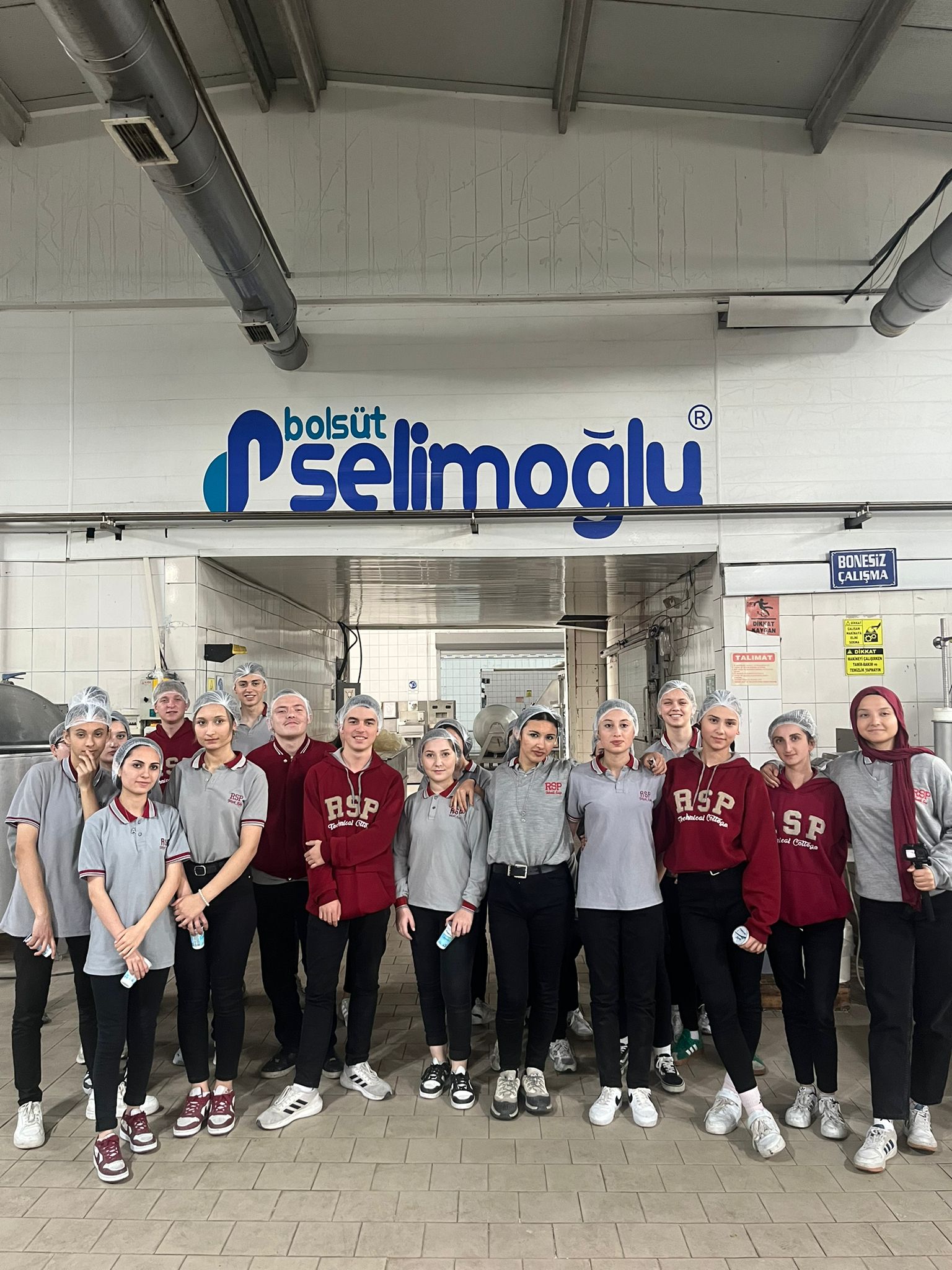 RSP Teknik Koleji Öğrencileri Bol-Süt Selimoğlu Fabrikasında Sektörle Buluştu