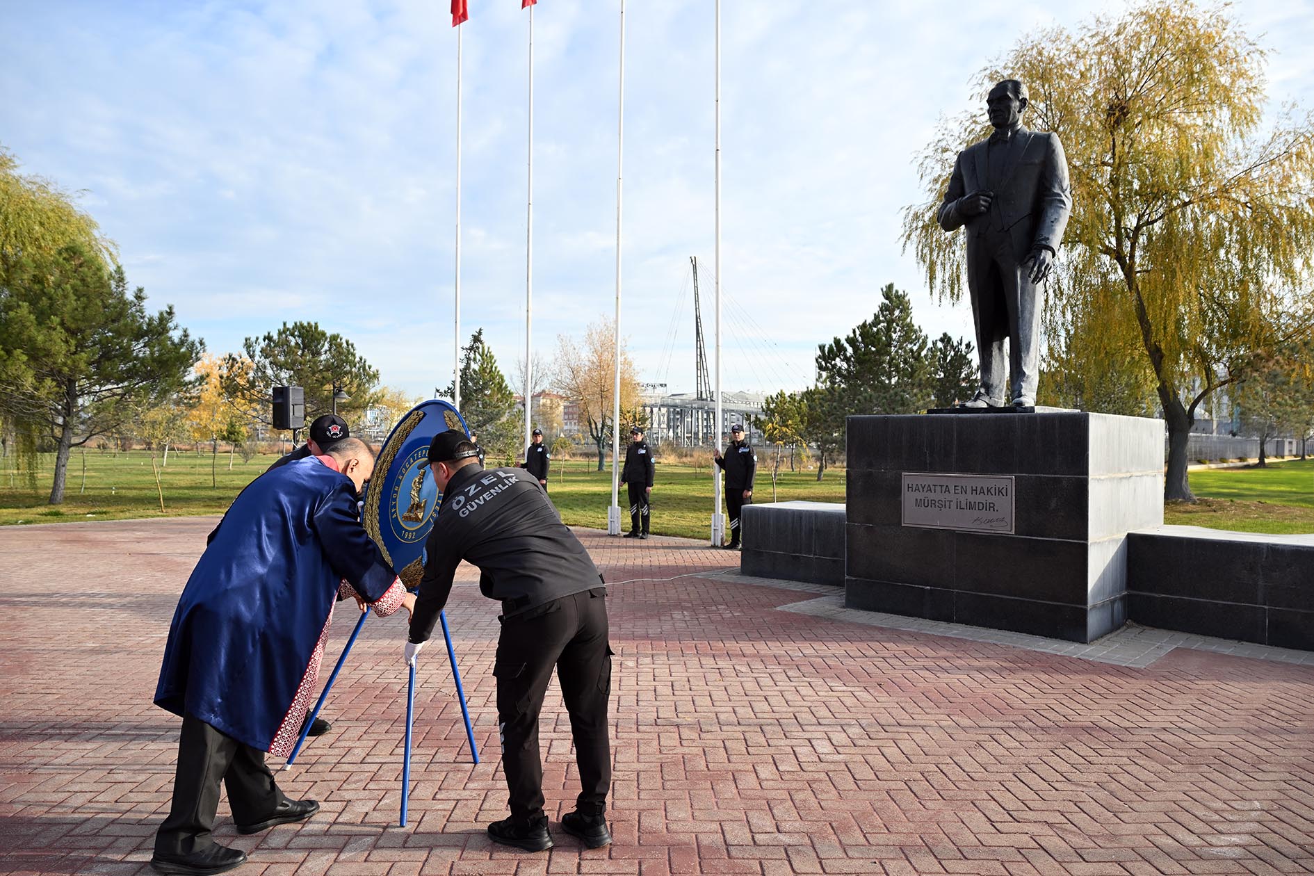 Atatürk’ün Ebediyete İrtihalinin 87. Yıl Dönümünde AKÜ’de Tören Düzenlendi