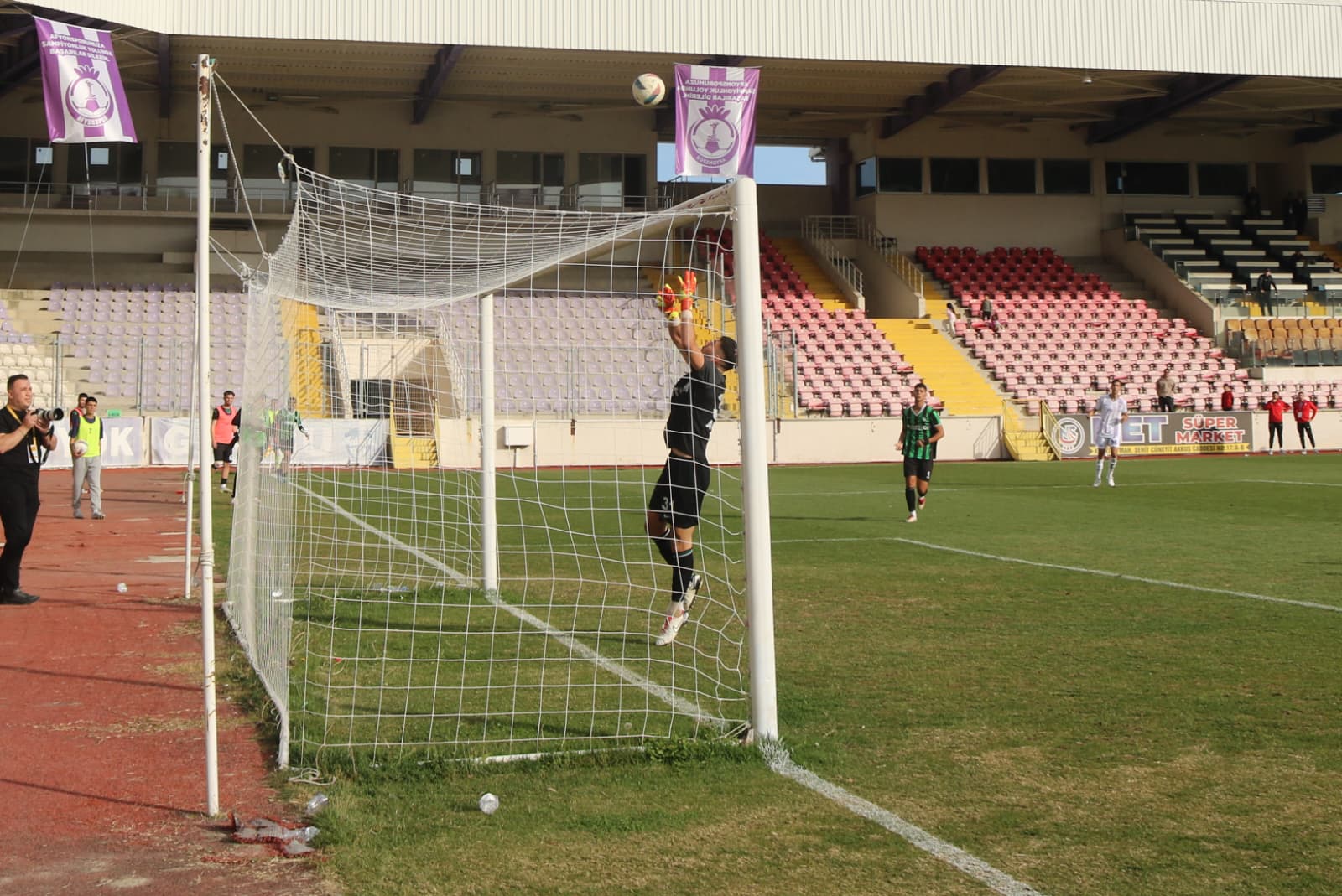 1923 Afyonkarahisarspor Zorlu Mücadeleden Altın Değerinde 1 Puan Çıkardı!