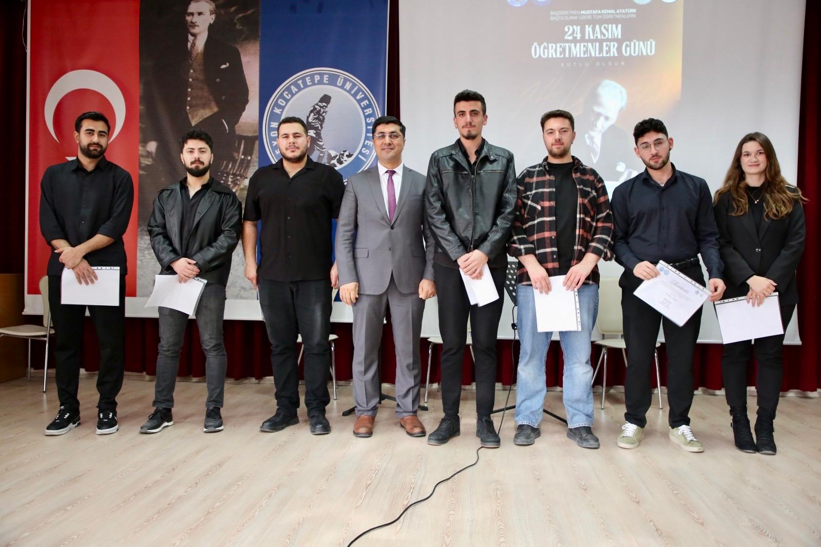 AKÜ Eğitim Fakültesinde “24 Kasım Öğretmenler Günü Programı” Düzenlendi