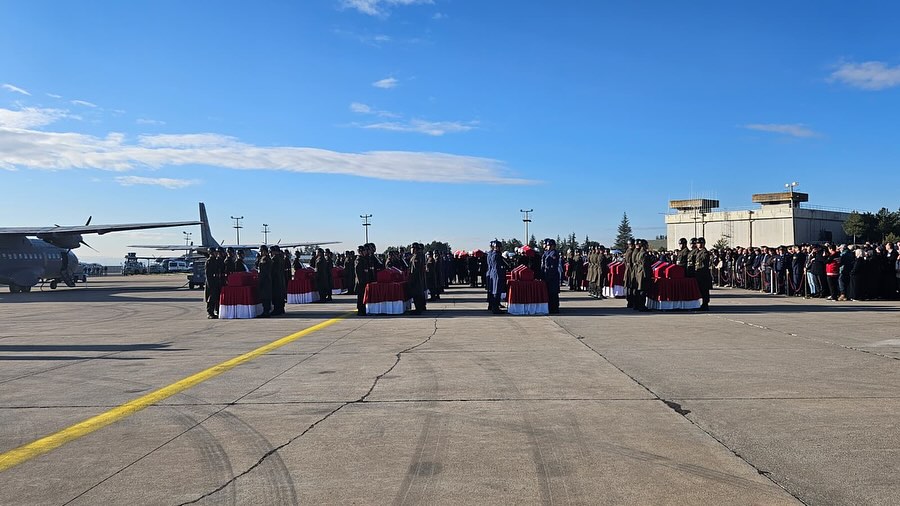 Milletvekili Mehmet Taytak’tan Şehitlerimize Son Görev