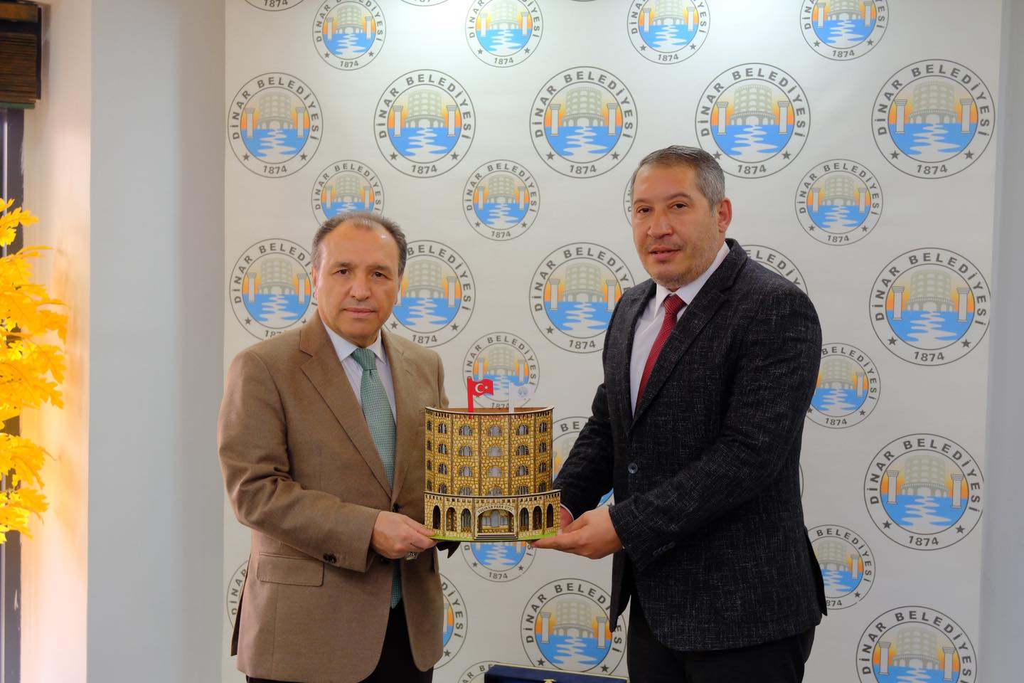 AKÜ'den Dinar Belediyesi'ne Stratejik Ziyaret: Eğitimde İş Birliği Vurgusu