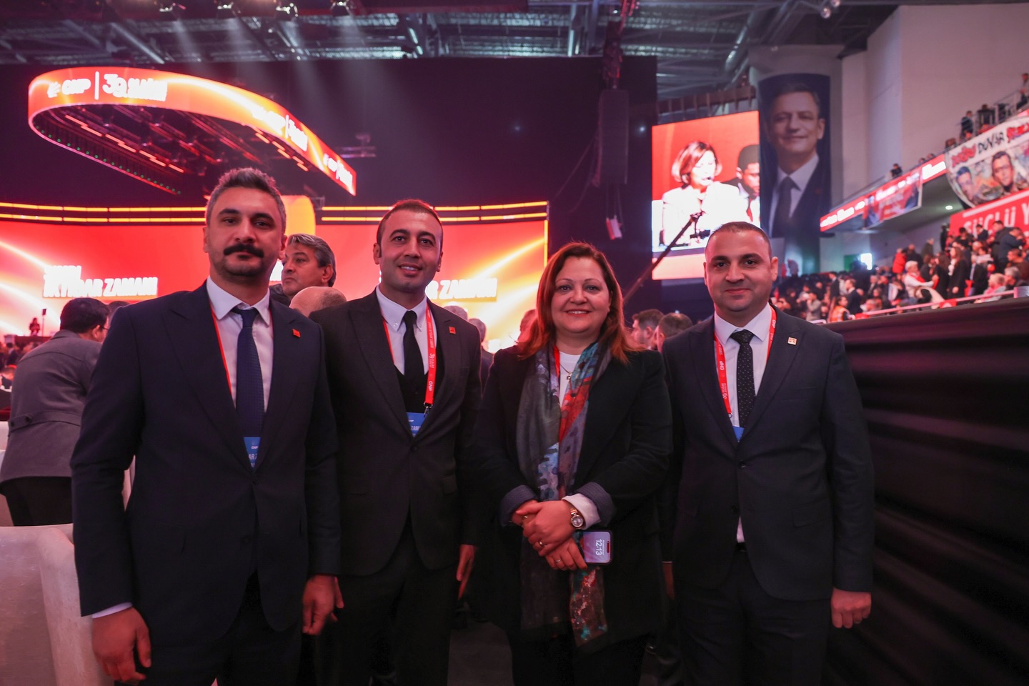 Başkan Köksal, CHP Kurultayı'na Katıldı: Genel Başkan Özgür Özel'i Tebrik Etti