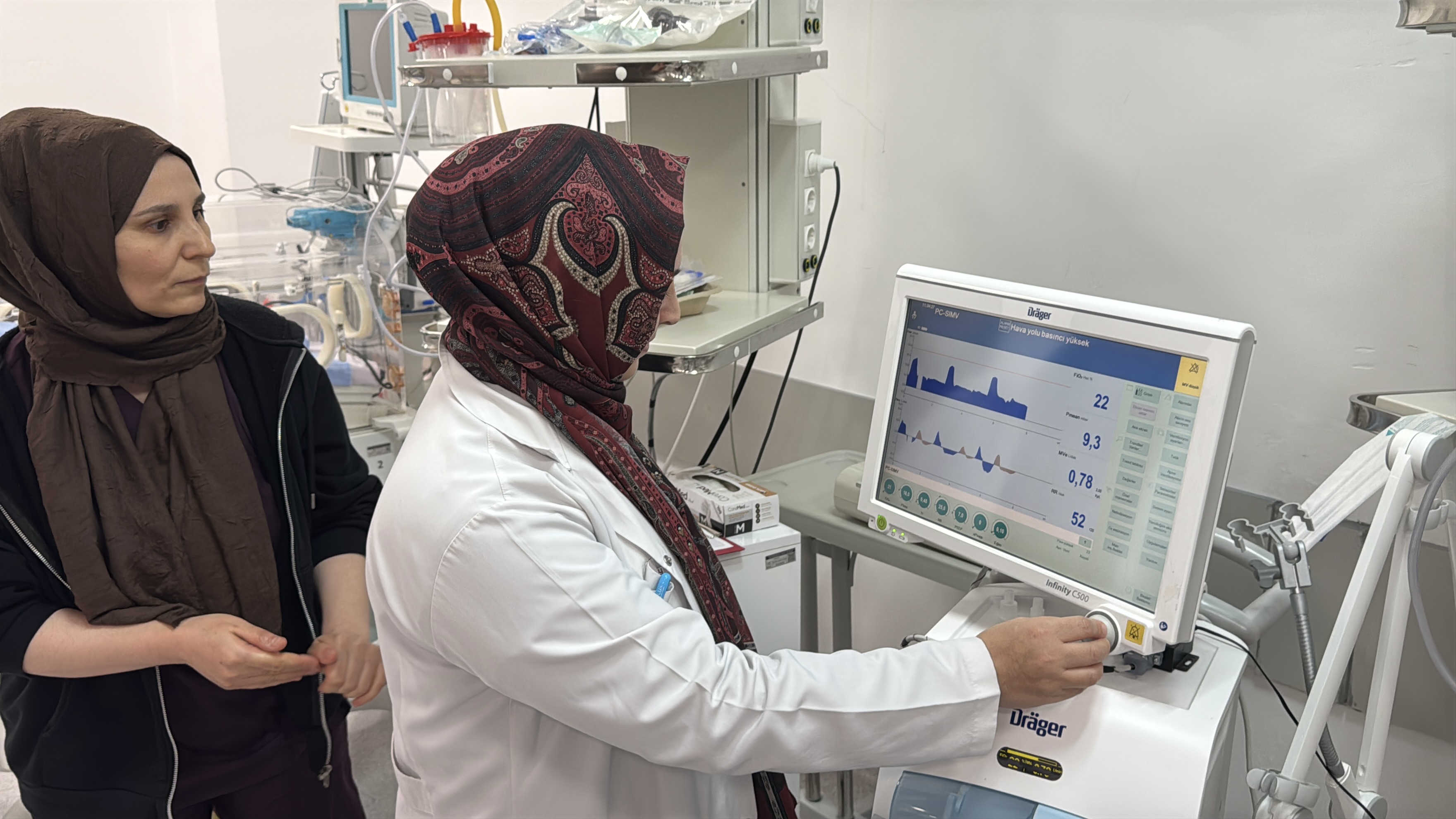 Afyonkarahisar Devlet Hastanesi Prematüre Ünitesi, Minik Hayatlara Umut Oluyor