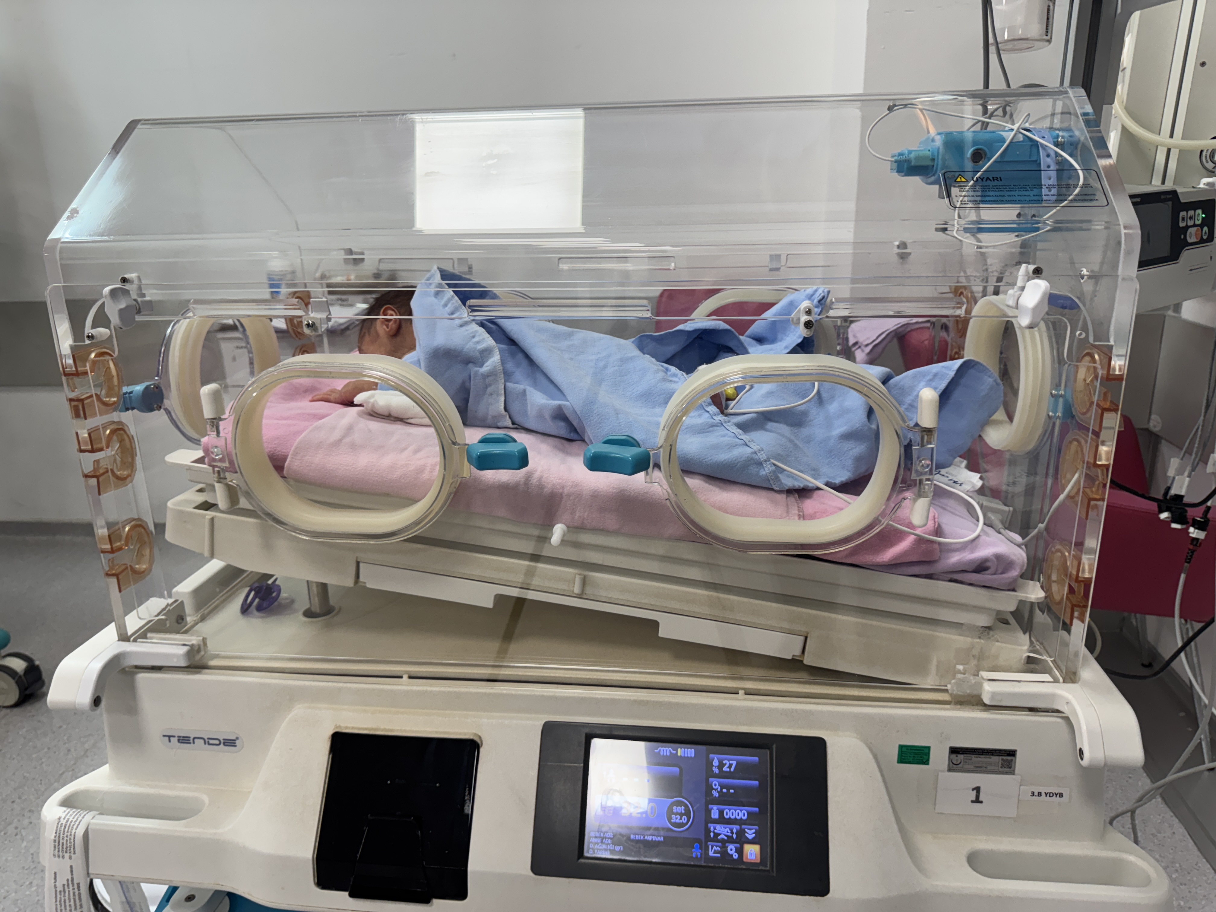 Afyonkarahisar Devlet Hastanesi Prematüre Ünitesi, Minik Hayatlara Umut Oluyor