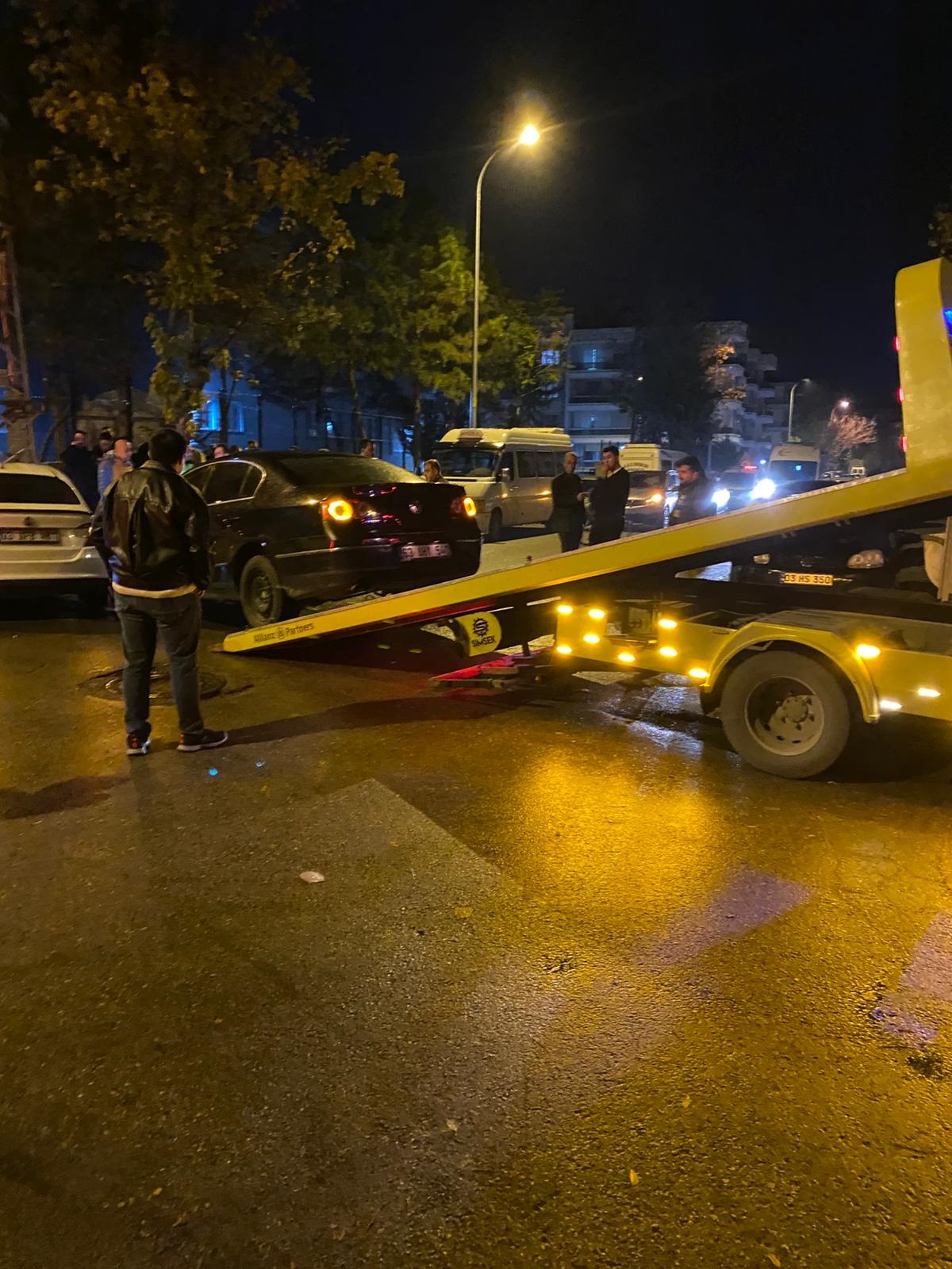 Afyonkarahisar’da Kaza: Alkollü Sürücü Çarpıp, Kaçtı!